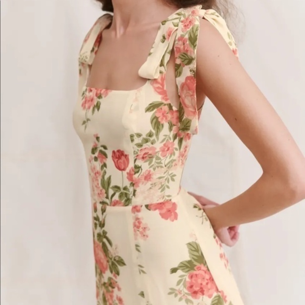 NWOT Reformation Twilight Dress Corsage - Picture 4 of 7